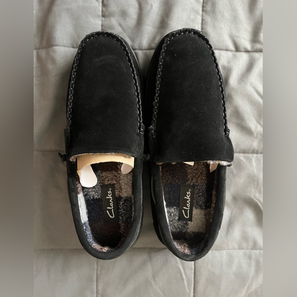 🖤 Clarks - Black Suede Moccasins 🖤